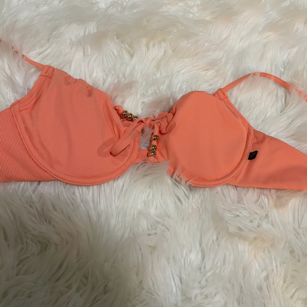 La‎ Vie En Rose orange bikini top size L